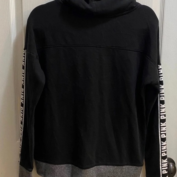 PINK Victoria Secrets Black Pullover Sweater Size Small - Picture 5 of 6